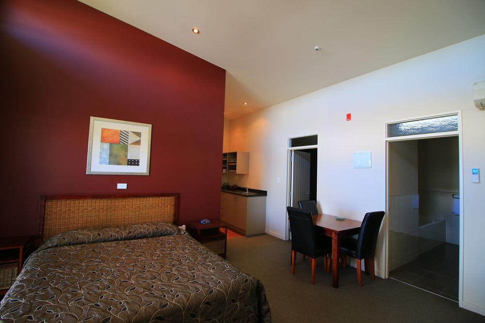 Fitzherbert Regency Motor Lodge Palmerston North Exterior foto